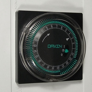 Davin DV-12, Zeitgesteuerter Relaiskasten